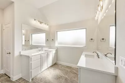 208 Rosewood Drive, Glenn Heights, TX 75154 - Photo 22