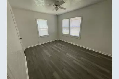 2011 Gilbert Avenue, Wichita Falls, TX 76301 - Photo 6