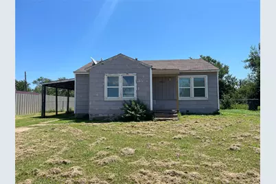 2011 Gilbert Avenue, Wichita Falls, TX 76301 - Photo 1