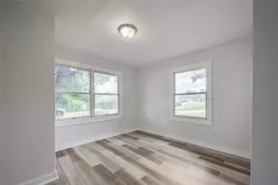 1236 E Powell Ave, Fort Worth, TX 76104 - Photo 16