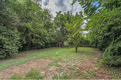 1236 E Powell Avenue, Fort Worth, TX 76104 - Photo 24