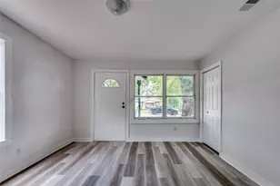 1236 E Powell Ave, Fort Worth, TX 76104 - Photo 6