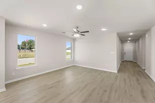 106 Drovers Dr, Cleburne, TX 76031 - Photo 6