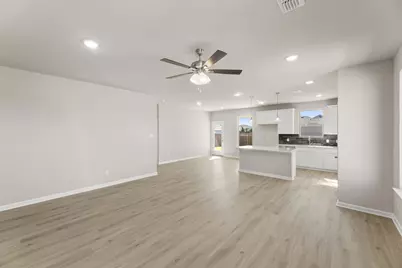 106 Drovers Drive, Cleburne, TX 76031 - Photo 4