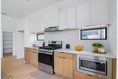 430 E 8th #201, Dallas, TX 75203 - Photo 12