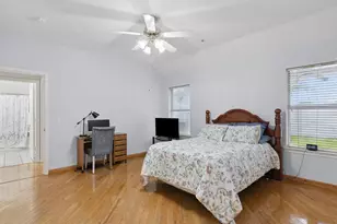 102 Royal Crest Ct, Red Oak, TX 75154 - Photo 10