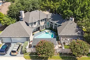 18016 Rock Branch Dr, Dallas, TX 75287 - Photo 32