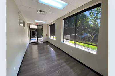 114 Jordan Plaza Boulevard #302, Tyler, TX 75704 - Photo 8