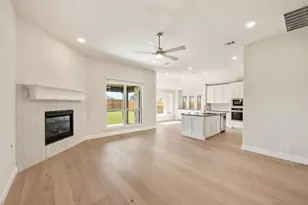 204 Sweetwater Dr, Commerce, TX 75428 - Photo 16