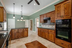 713 Paul Dr, Hurst, TX 76054 - Photo 12