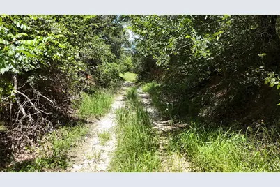 1870 Erwin Road, Springtown, TX 76082 - Photo 16