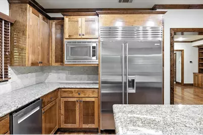 3328 W 4th Street, Fort Worth, TX 76107 - Photo 14