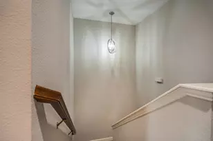 1487 Chase Ln, Irving, TX 75063 - Photo 22