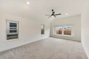 1016 Snowy Owl Dr, Alvarado, TX 76009 - Photo 26