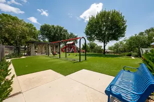 1113 Derbyshire Ln, Carrollton, TX 75007 - Photo 14