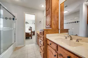 1113 Derbyshire Ln, Carrollton, TX 75007 - Photo 34