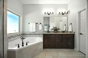 4520 N Shore Dr, The Colony, TX 75056 - Photo 14