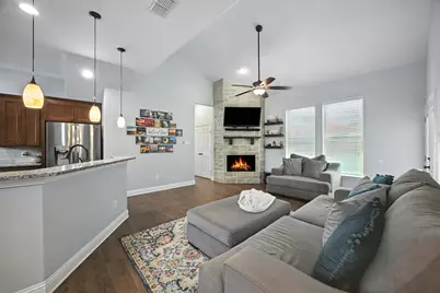 4520 N Shore Drive, The Colony, TX 75056 - Photo 6