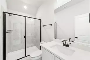 683 Crystal Lk Ln, Red Oak, TX 75154 - Photo 32