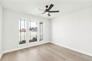 683 Crystal Lk Ln, Red Oak, TX 75154 - Photo 6