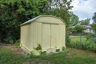 415 Maple Dr, Terrell, TX 75160 - Photo 22