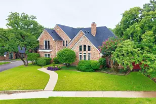 6512 Shorewood Dr, Arlington, TX 76016 - Photo 2