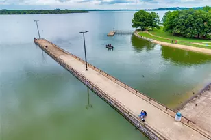 6512 Shorewood Dr, Arlington, TX 76016 - Photo 36