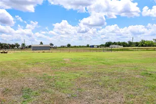 500 N Greenville Rd, Nevada, TX 75173 - Photo 12