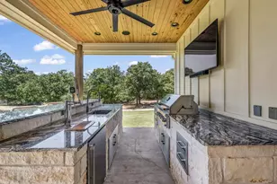 612 Latigo Ct, Weatherford, TX 76088 - Photo 1