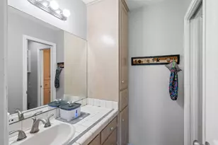 105 Country Green Ct, Weatherford, TX 76087 - Photo 24