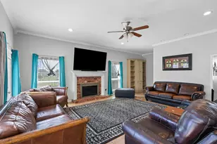 105 Country Green Ct, Weatherford, TX 76087 - Photo 12