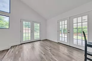 8812 S Normandale St, Fort Worth, TX 76116 - Photo 14