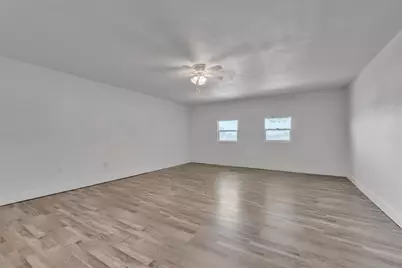 8812 S Normandale Street, Fort Worth, TX 76116 - Photo 4