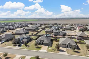 248 Woodhaven Trl, McGregor, TX 76657 - Photo 28