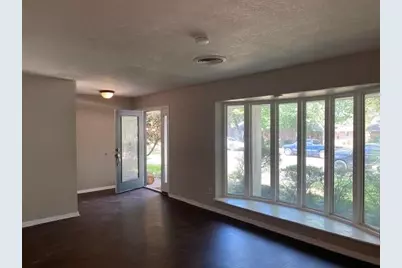 6040 Wester Avenue, Fort Worth, TX 76133 - Photo 8