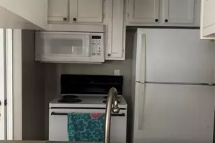 9520 Royal Ln, Dallas, TX 75243 - Photo 6