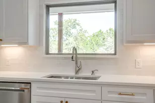 3347 N Lakeview Dr, Palo Pinto, TX 76484 - Photo 8