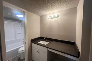 6050 Melody Ln, Dallas, TX 75231 - Photo 10