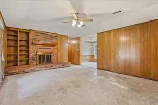 504 N Emerson St, Mart, TX 76664 - Photo 8