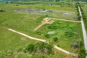 11933 County Road 2170, Barry, TX 75102 - Photo 6