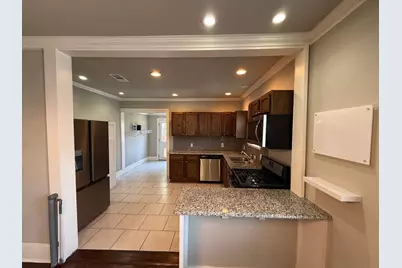 911 N Montclair Avenue, Dallas, TX 75208 - Photo 4