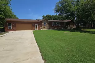 7728 County Rd 915, Joshua, TX 76058 - Photo 1