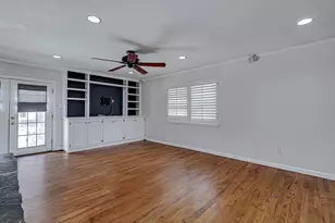 1820 Ridgmar Blvd, Fort Worth, TX 76116 - Photo 4