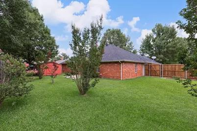 1102 Churchill Lane, Greenville, TX 75402 - Photo 38