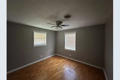 304 S Buffalo Street, Chico, TX 76431 - Photo 12