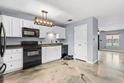 1005 Hooks Street, Lacy Lakeview, TX 76705 - Photo 20