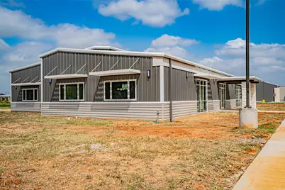 901 Tucker Way, Granbury, TX 76048 - Photo 2