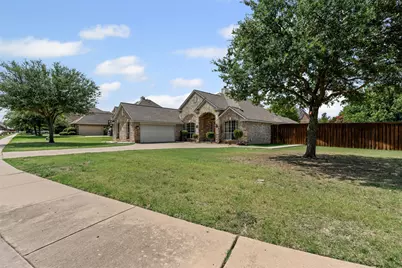 2625 Longshadow Lane, Midlothian, TX 76065 - Photo 2