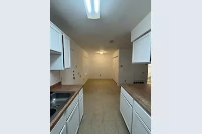 8133 Julie Avenue, Fort Worth, TX 76116 - Photo 12