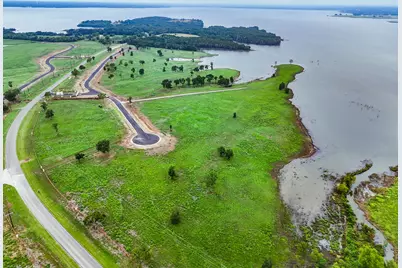 204 Lakeshore Lane, Windom, TX 75492 - Photo 10